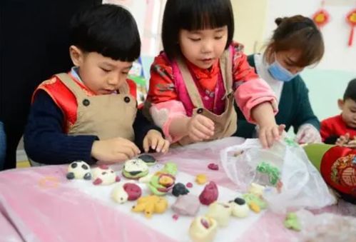 幼兒園午餐照片引發家長質疑，園長緊急回應食品安全問題